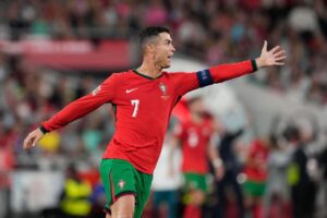 Portugal 2-1 Scotland: Ronaldo grabs late winner for Martinez's men