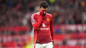 'It was never a red card' - Fernandes furious with