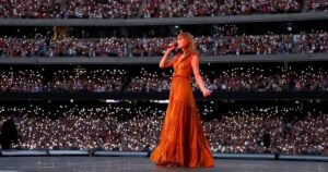 'Childless Cat Lady' Taylor Swift declares support for Kamala, calls out Trump