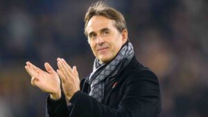 Lopetegui hoping to bring West Ham fans some "good news"