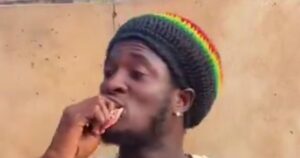 Video: Content creator chews Cedi note in a skit