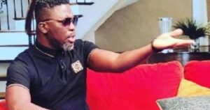 ‘Are You Mad?’ – A Plus condemns violence at #ReOccupyJulorbiHouse protests